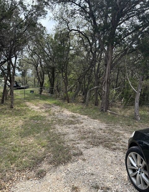rental at TBD County Road 2471 in Hondo, TX — photo 3