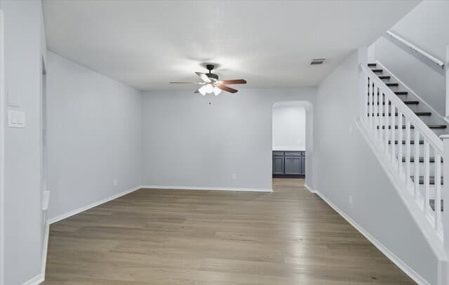 4-bedroom rental at 6838 Park Haven in San Antonio, TX — photo 3