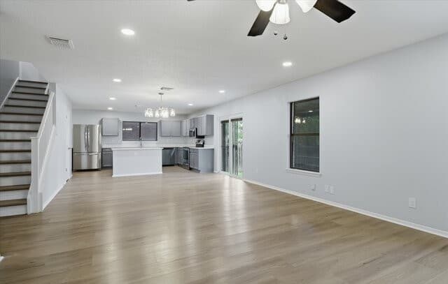 4-bedroom rental at 6838 Park Haven in San Antonio, TX — photo 4