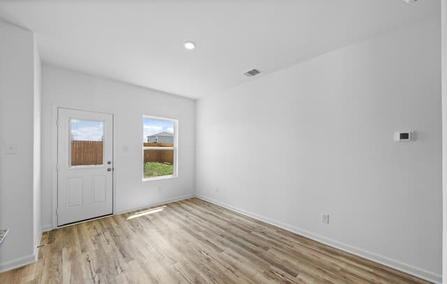 4-bedroom rental at 11507 Woodpecker Drive in San Antonio, TX — photo 5