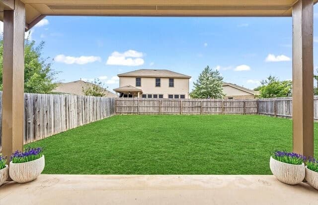 4-bedroom rental at 14560 Clydesdale Trl in San Antonio, TX — photo 3