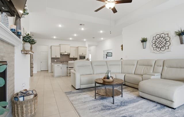 4-bedroom rental at 514 Desert Fox in Cibolo, TX — photo 4