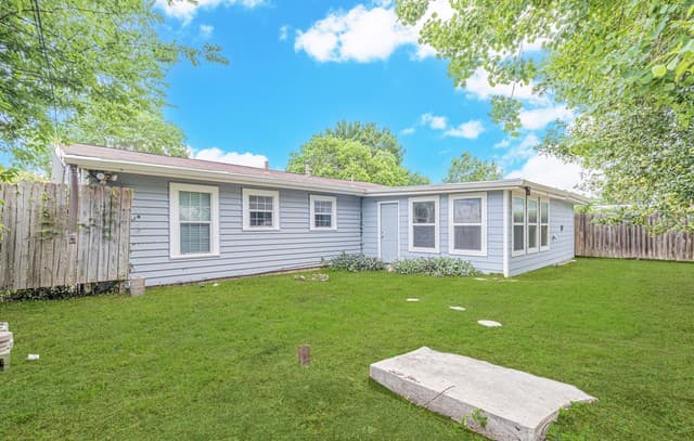 3-bedroom rental at 175 Tipperary Ave in San Antonio, TX — photo 5