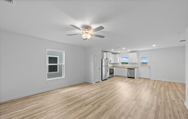 2-bedroom rental at 4443 Caracara Court in San Antonio, TX — photo 3