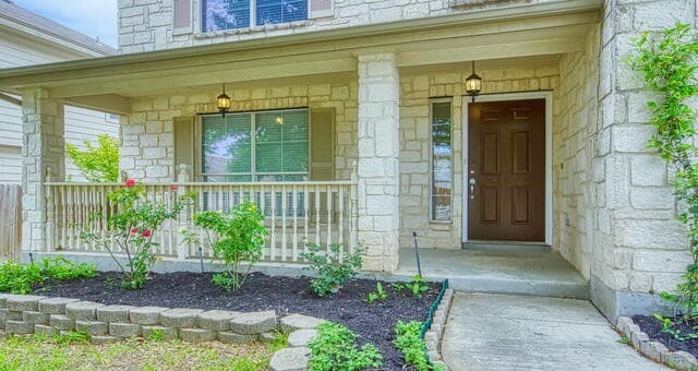3-bedroom rental at 10310 Briar Rose in San Antonio, TX — photo 3