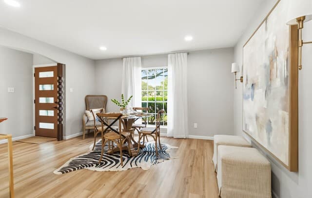 3-bedroom rental at 1734 Timber Oak St in San Antonio, TX — photo 4