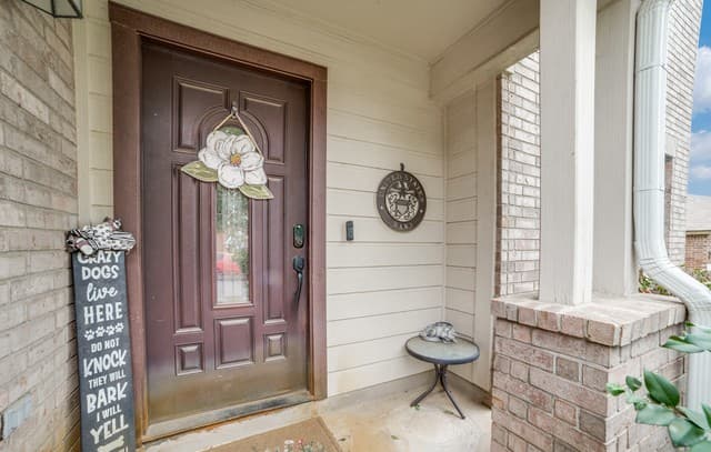 4-bedroom rental at 1027 Magnolia Fld in San Antonio, TX — photo 3