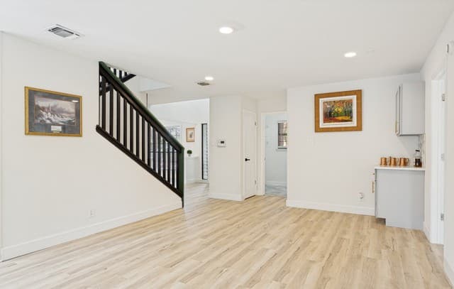 3-bedroom rental at 9319 Beowulf St in San Antonio, TX — photo 4