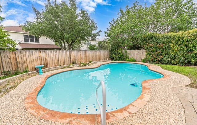 3-bedroom rental at 15830 Borwick in Selma, TX — photo 1
