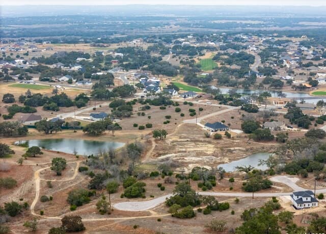 rental at 137 W Eli Chandler in Blanco, TX — photo 5