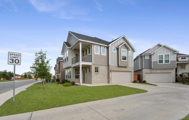 3-bedroom rental at 9607 Stillwater Pass in San Antonio, TX — photo 5