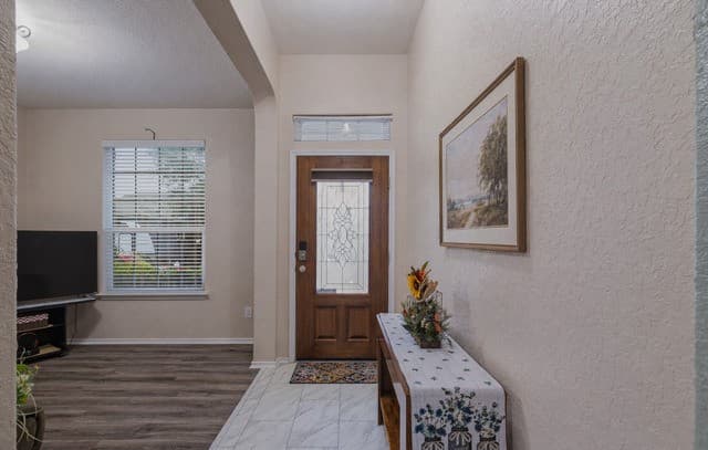 3-bedroom rental at 10334 Quayle Mist in San Antonio, TX — photo 5