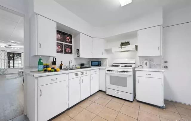 4-bedroom rental at 314 Woley Dr in San Antonio, TX — photo 3