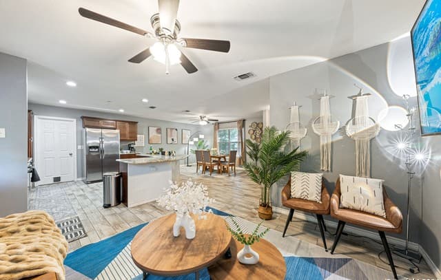 4-bedroom rental at 5802 Branch Valley in San Antonio, TX — photo 1