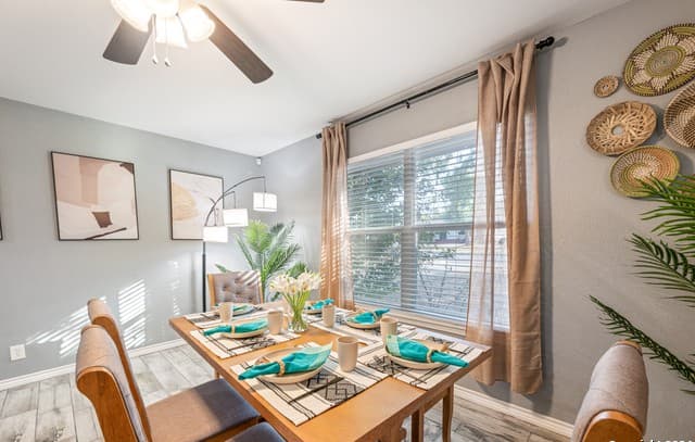 4-bedroom rental at 5802 Branch Valley in San Antonio, TX — photo 3