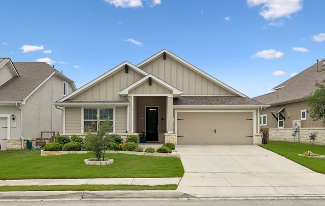 4-bedroom rental at 8733 Stackstone in Schertz, TX — photo 5