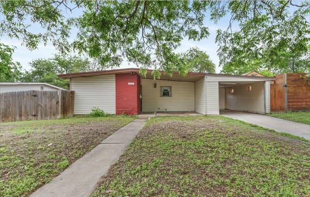 3-bedroom rental at 114 Birchwood Dr in San Antonio, TX — photo 1