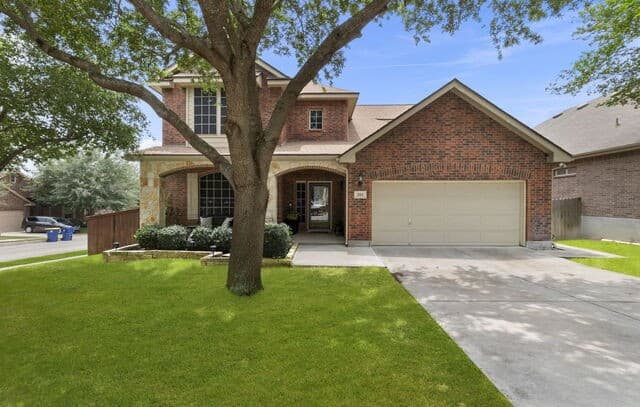 4-bedroom rental at 201 Kensington in Cibolo, TX — photo 2