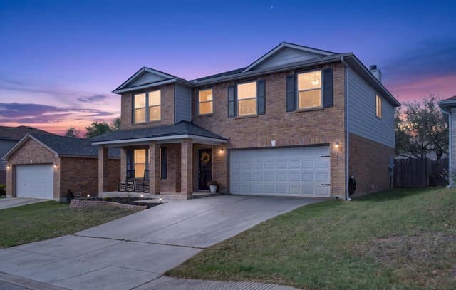 3-bedroom rental at 1539 Lilac Mist in San Antonio, TX — photo 2