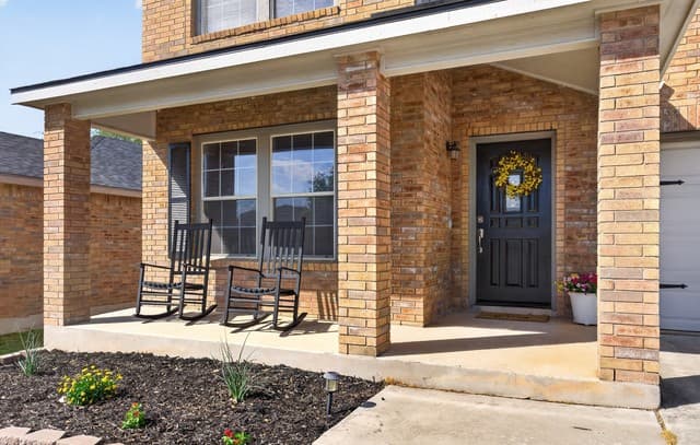 3-bedroom rental at 1539 Lilac Mist in San Antonio, TX — photo 4