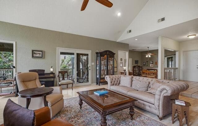 3-bedroom rental at 2031 Encino Vista in San Antonio, TX — photo 5