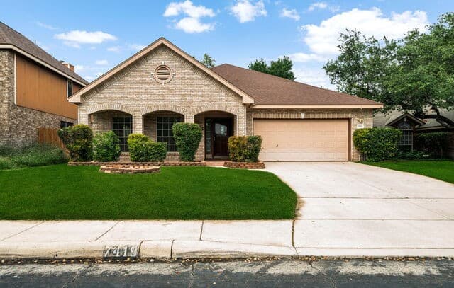 4-bedroom rental at 7419 Rocky Cedar in San Antonio, TX — photo 1
