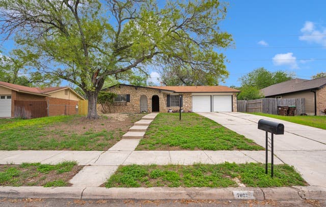 3-bedroom rental at 7022 Forest Meadow St in San Antonio, TX — photo 1