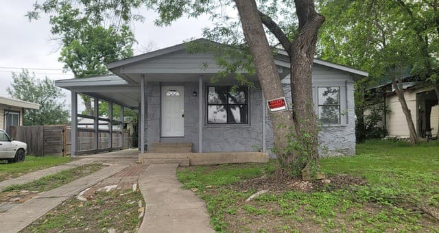 3-bedroom rental at 223 Nassau Dr in San Antonio, TX — photo 1