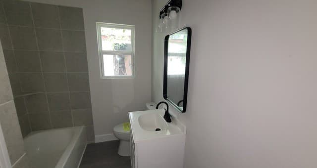 3-bedroom rental at 223 Nassau Dr in San Antonio, TX — photo 5