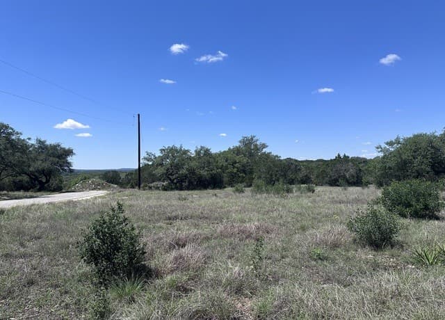 rental at 322 Serenity Pass in Spring Branch, TX — photo 1