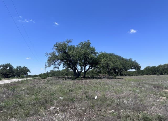 rental at 322 Serenity Pass in Spring Branch, TX — photo 4
