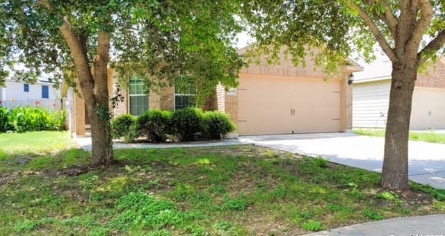 4-bedroom rental at 11439 Luckey Ledge in San Antonio, TX — photo 1
