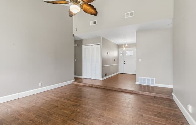 3-bedroom rental at 9703 Boonsboro Dr in San Antonio, TX — photo 2