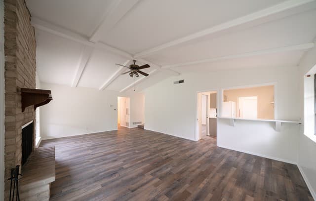 3-bedroom rental at 12714 Moss Hollow in Live Oak, TX — photo 3
