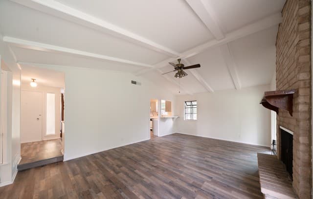 3-bedroom rental at 12714 Moss Hollow in Live Oak, TX — photo 5