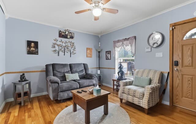 2-bedroom rental at 114 Smallwood Dr in San Antonio, TX — photo 4