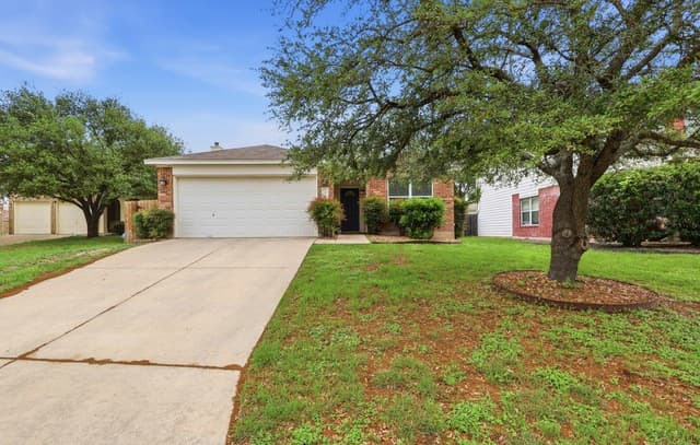 3-bedroom rental at 3811 Lenten Rose in San Antonio, TX — photo 2
