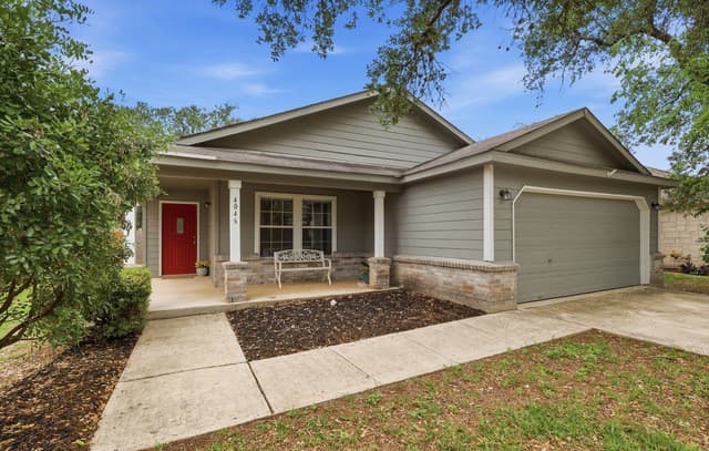 3-bedroom rental at 4046 Azalea Breeze in San Antonio, TX — photo 4