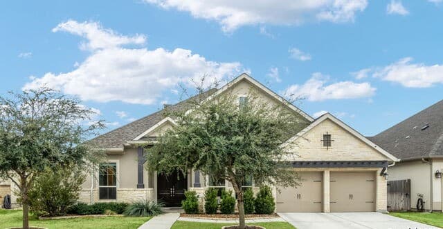 4-bedroom rental at 7938 Cibolo Vw in Boerne, TX — photo 1