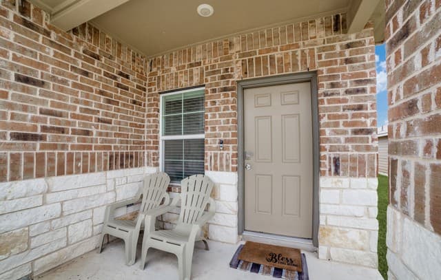 4-bedroom rental at 20415 Lorena Crossing in San Antonio, TX — photo 3