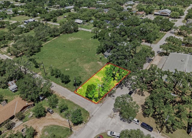 rental at LOT 10 11th Street in Blanco, TX — photo 1