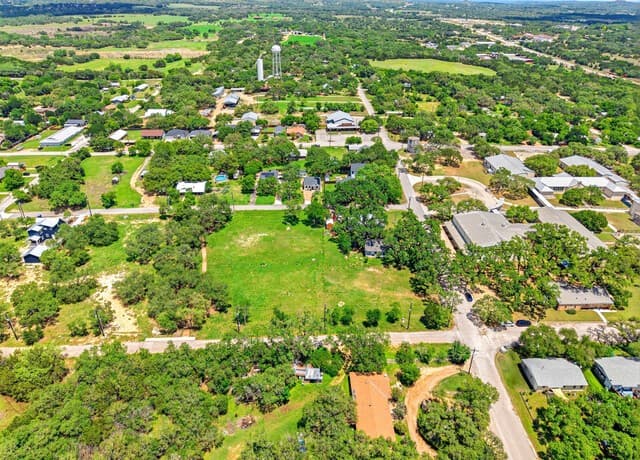 rental at LOT 10 11th Street in Blanco, TX — photo 3