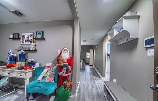 4-bedroom rental at 13408 Drop Seed in San Antonio, TX — photo 5