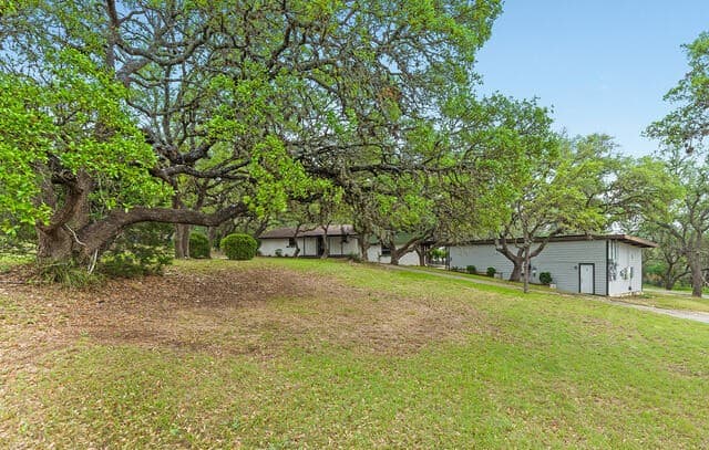 4-bedroom rental at 10116 Dos Cerros in Boerne, TX — photo 1