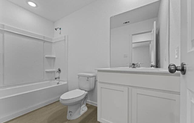 3-bedroom rental at 101 Ellendale Place in Fredericksburg, TX — photo 3