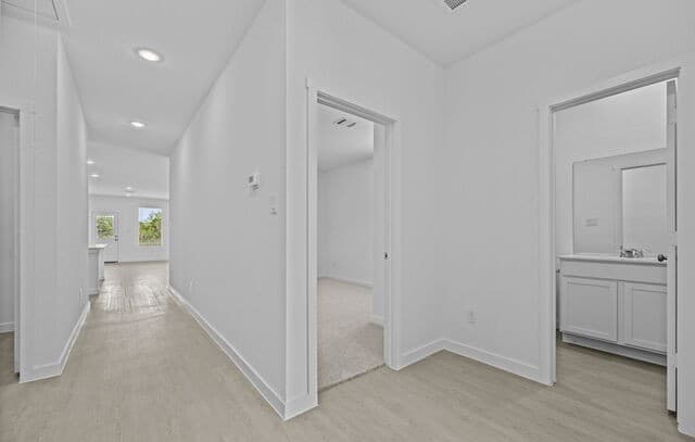 3-bedroom rental at 14953 Taradeau in San Antonio, TX — photo 2