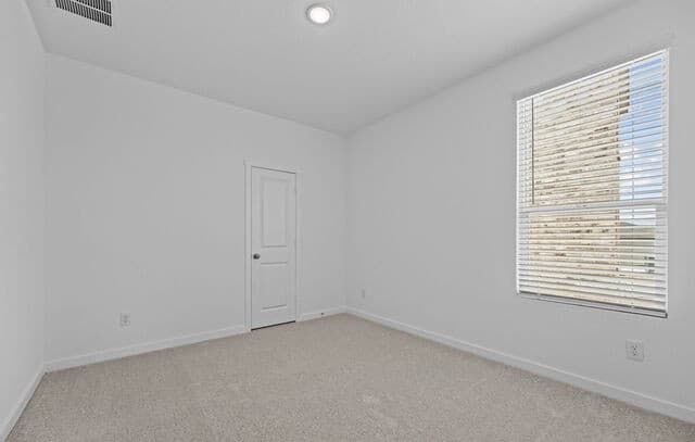 3-bedroom rental at 14953 Taradeau in San Antonio, TX — photo 3