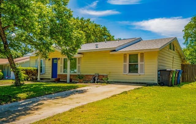 3-bedroom rental at 2910 Shadow Bend in San Antonio, TX — photo 4