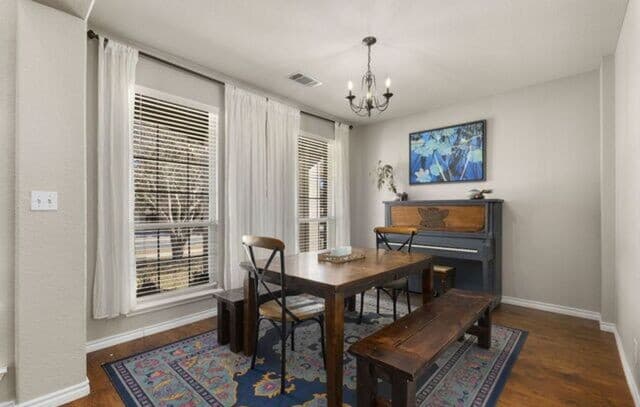 4-bedroom rental at 4513 Horseshoe Cv in Schertz, TX — photo 4