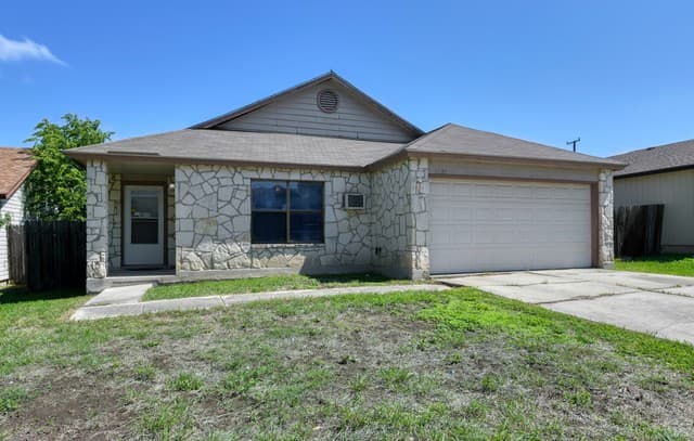 3-bedroom rental at 5827 Summer Fest Dr in San Antonio, TX — photo 1